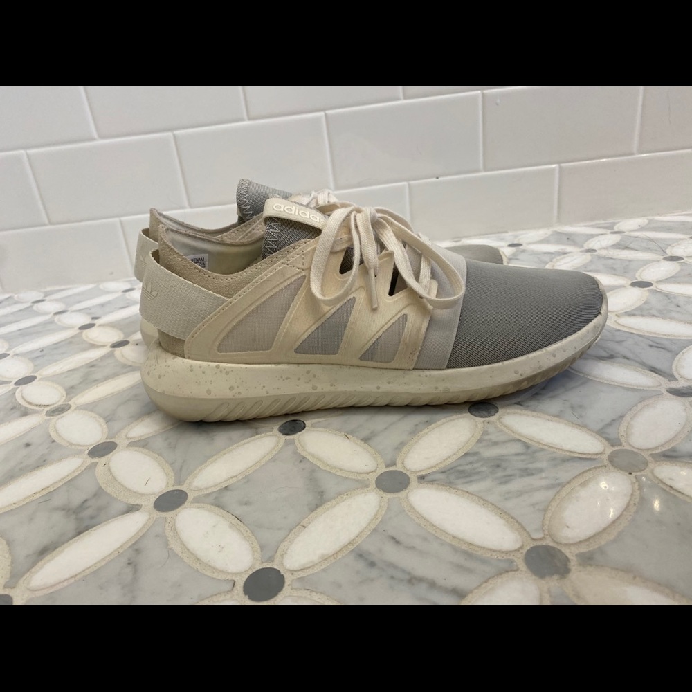 Adidas Originals Tubular Viral Sneakers